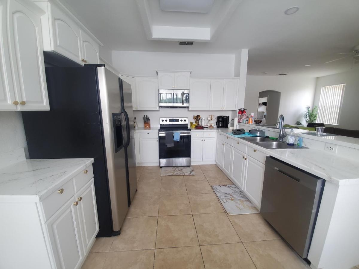 Electric Heated Private Pool 4 Bedroom 3 Bath 2 Story Single Family Home!!!! Kissimmee Eksteriør billede